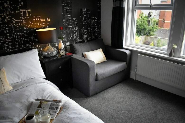 Tlc Exmouth Bed And Breakfast
