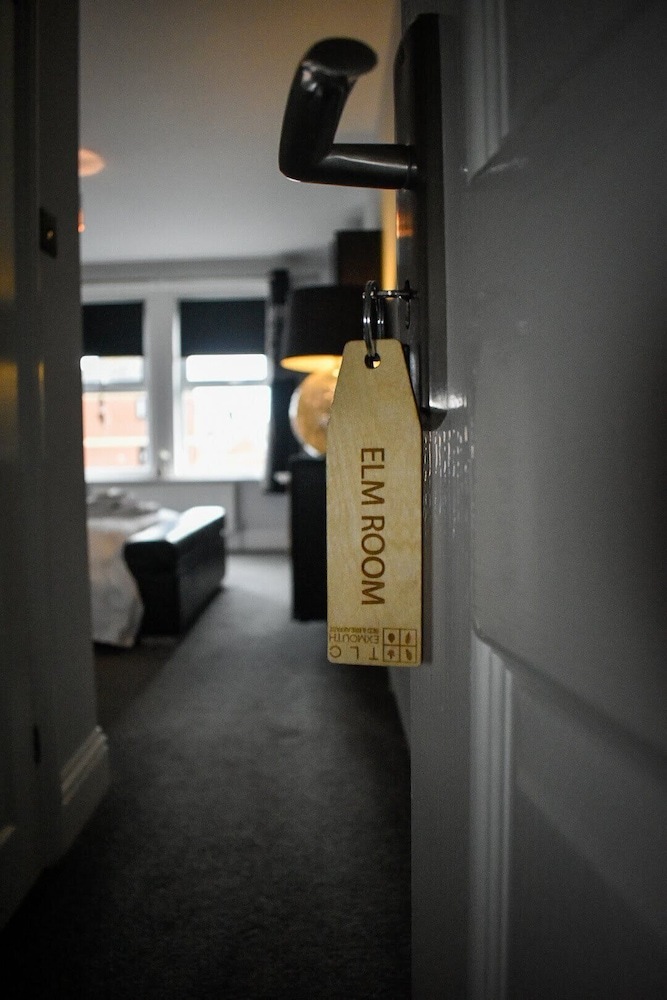 Tlc Exmouth Bed And Breakfast