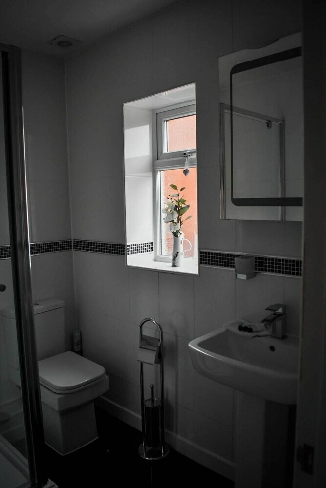 Tlc Exmouth Bed And Breakfast