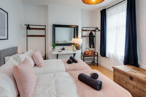 Nomi Homes - Exeter - Bookdirect - Central - Beach - Wifi