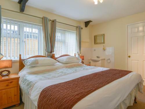 Broadclyst Cottage