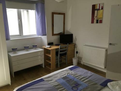 Four Bedroom Town House With Terrace