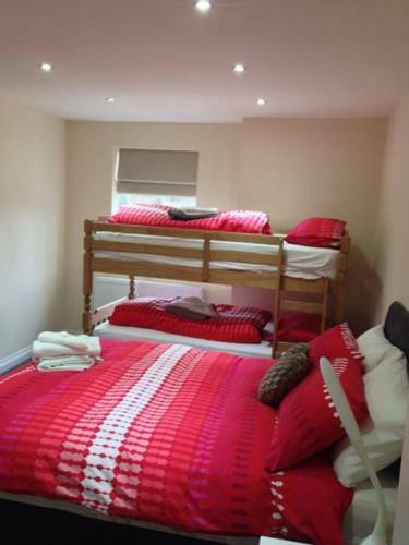 Posada Airport Tavern Accommodation