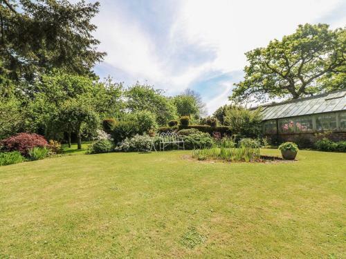 The Coach House At Pendower House