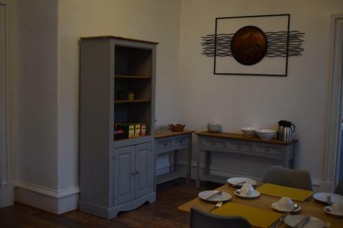 Hostal Woodlyn Guest House