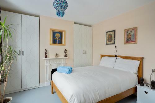 New Spacious 2bd House With Garden Gillingham Kent