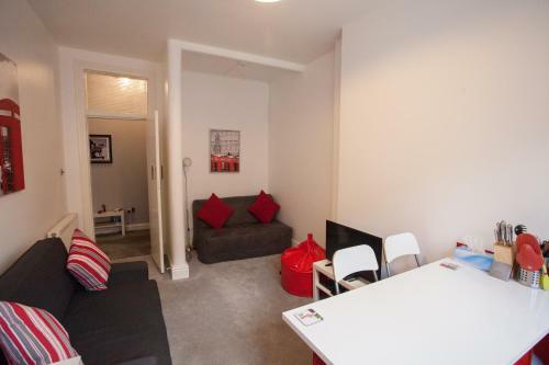 West End Apartment