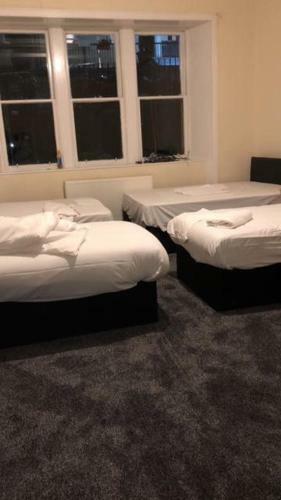 Bed & Breakfast Renfrew Rooms At City Centre
