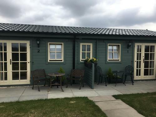 Auchenlea Lodges