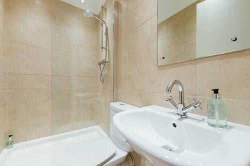 Glasgow Central Luxury Apartment