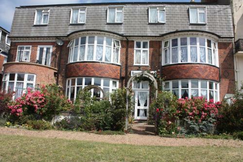 Hostal Barons Court