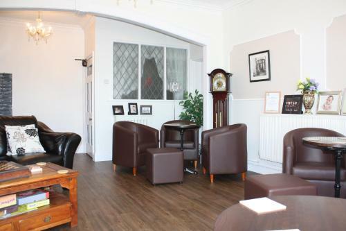 Hostal Barons Court