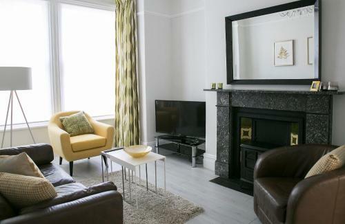 Glebe Apartment 1