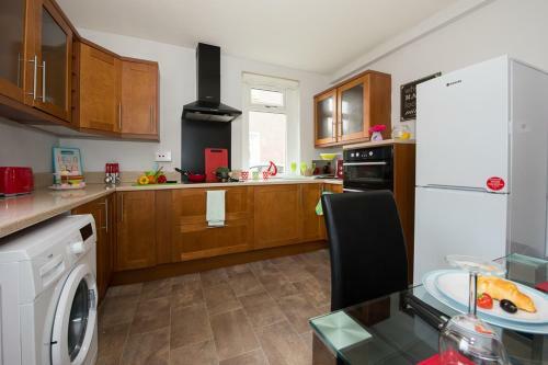Premier - Houldsworth Apartment