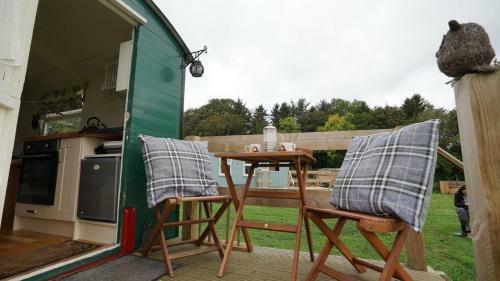 Shepherd's Hut Westcote
