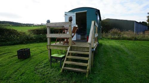 Shepherd's Hut Westcote