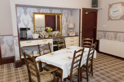 Elm House Hotel