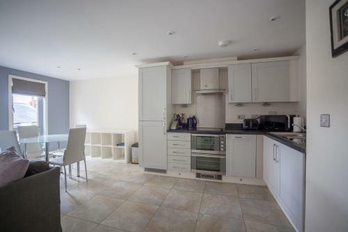 Sandpiper Apartment By Rentmyhouse