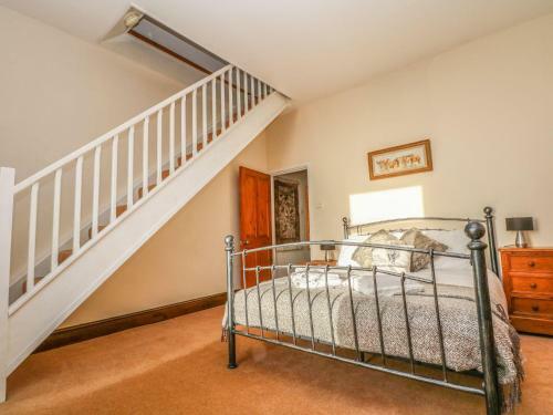 7 Bank Cottages, High Peak