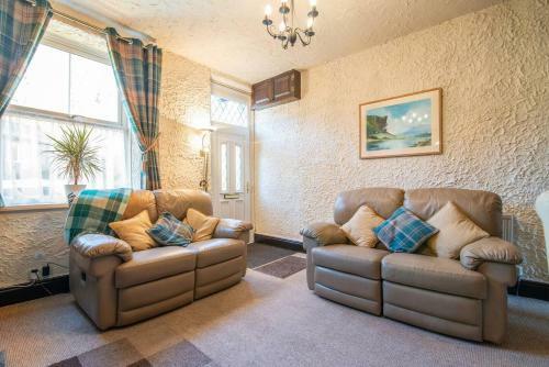 Waters Reach Holiday Cottage