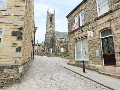 17b Church Street, Holmfirth