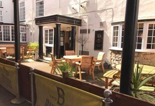 The Bowmans Hotel