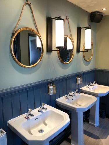 Hotel Green Lodge, Wirral By Marston's Inns