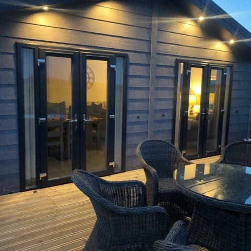 Lodge Wolds Away