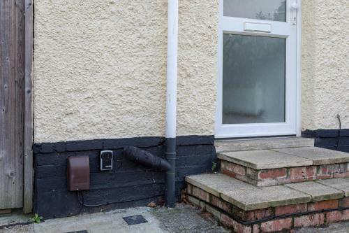 Ifield House Crawley/gatwick