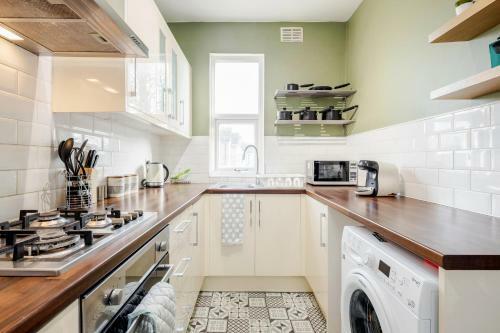 Open Luxury Contractor Apartment East London