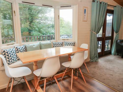 37 Amberwood