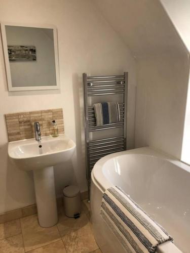 Stunning 2-bed House In Inverness