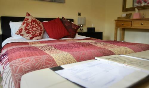 Hostal Bridge View Guest House