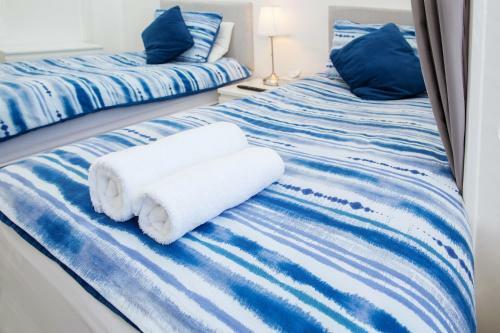 Hostal Marina View Guest House