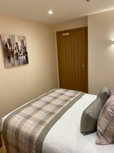 Waverley Inn Holiday Apartments
