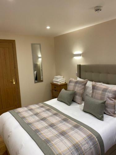 Waverley Inn Holiday Apartments
