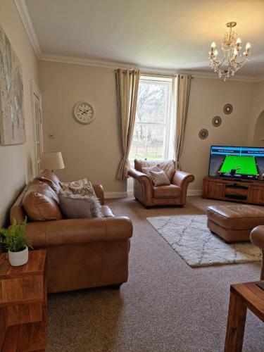 Superb Highland Retreat Close To Loch Ness