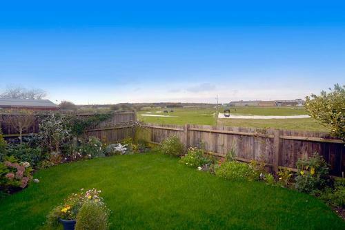 St George's Snug - Mins From Sea & Golf Course