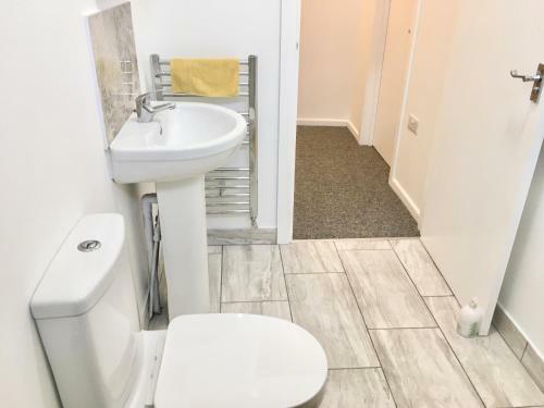 Grace Apartments - Living Stone 1