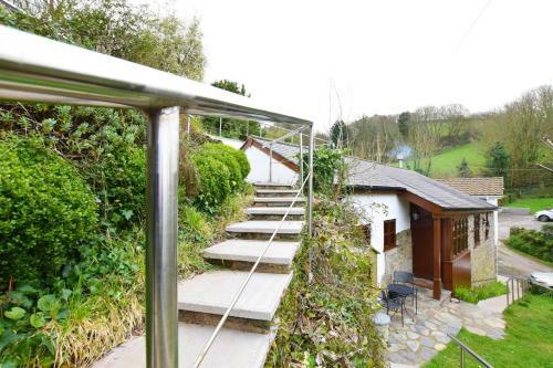 1 Bed Cottage 0 5 Miles To The Beach In Devon