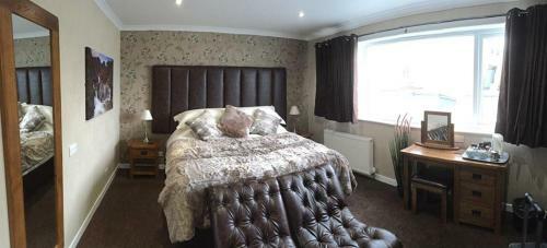 Hostal White Heather Hotel