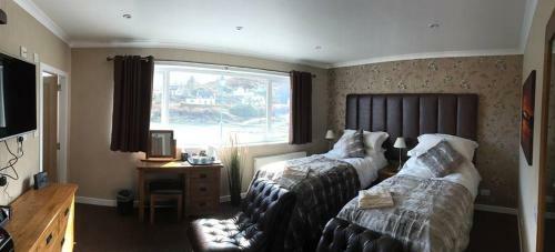 Hostal White Heather Hotel