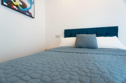The Avenue Apartments