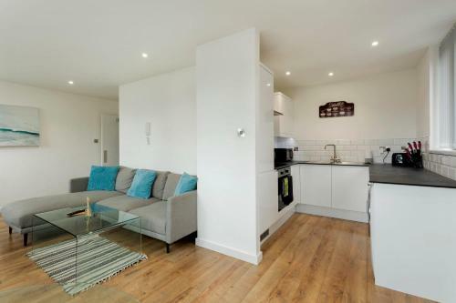 Beautifully Converted City Centre Apartment!