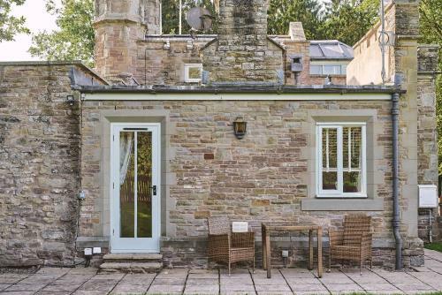 Victoria Lodge
