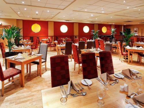 Mercure Chester North Woodhey House Hotel