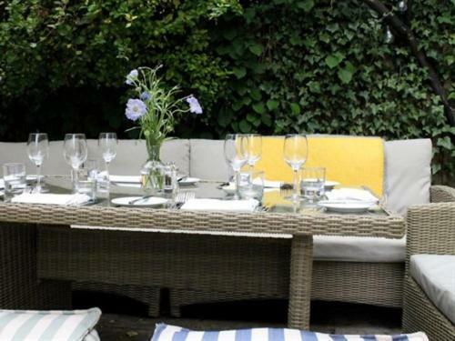 Posada The Plough Inn