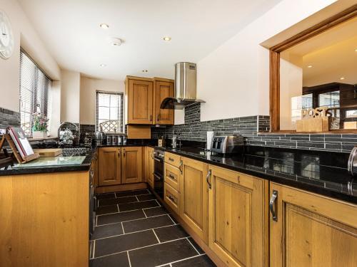 White Hart Cottage