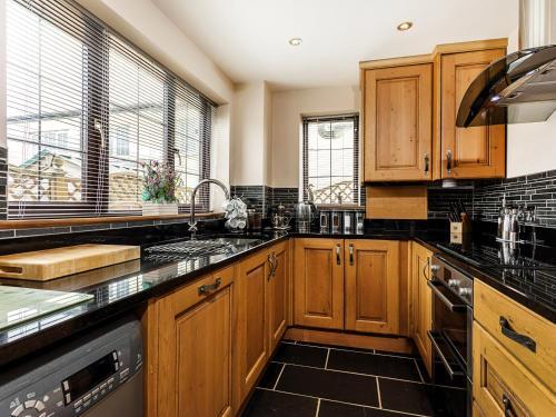 White Hart Cottage
