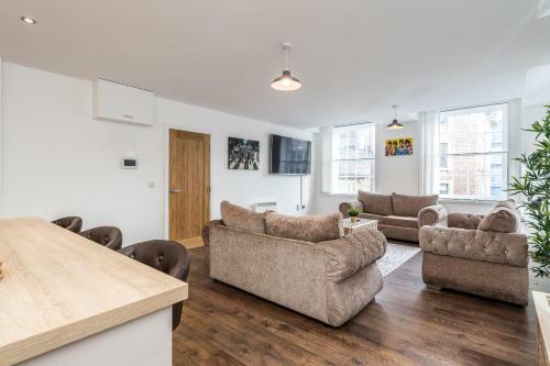 Prestige Stay Aparthotel - Cavern Quarter Party Apartments